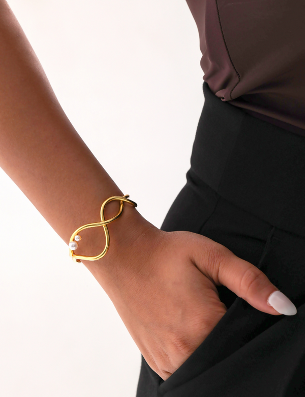 Breathing Line Bracelet
