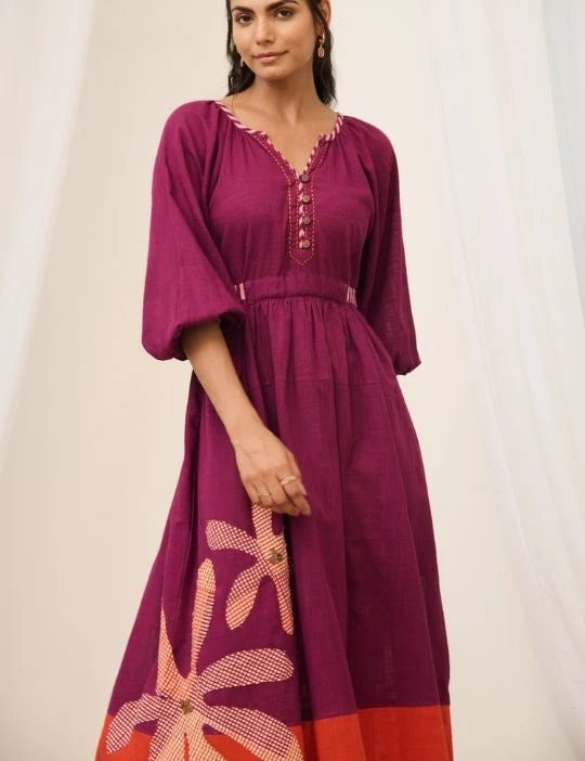 Dual tone gathered midi dress
