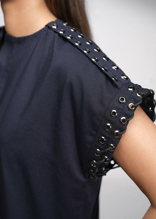 The Vestura dress