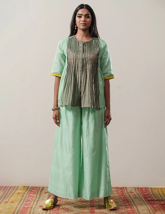 Meg Nilaya Set