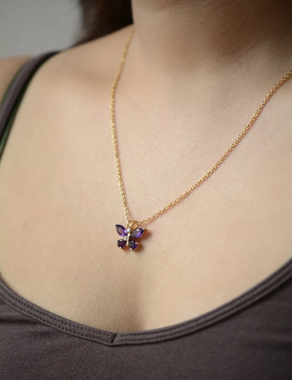 Mettā Bloom Pendant