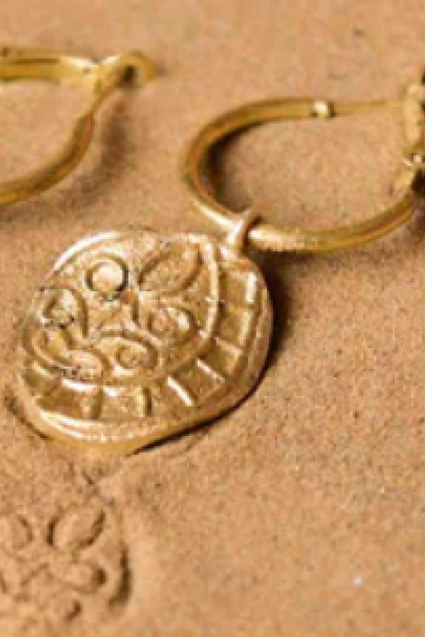 Fossil Hoops 4
