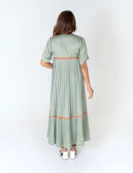 Green-Orange Braided Gather Long Cape