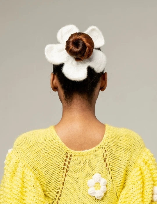 FLOWER SCRUNCHIE