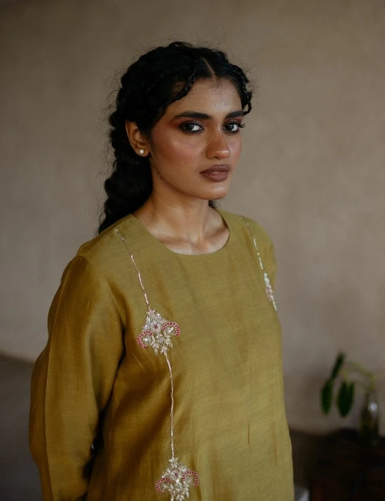 IRA KURTA SET