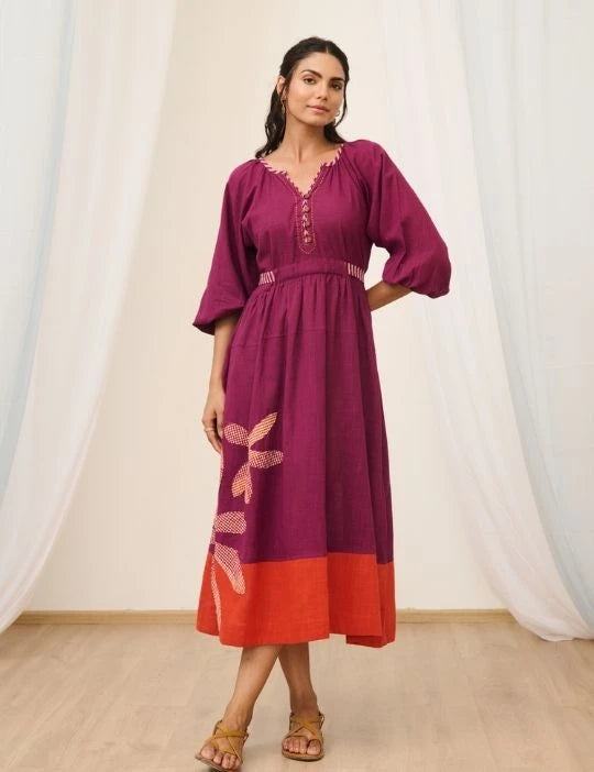 Dual tone gathered midi dress