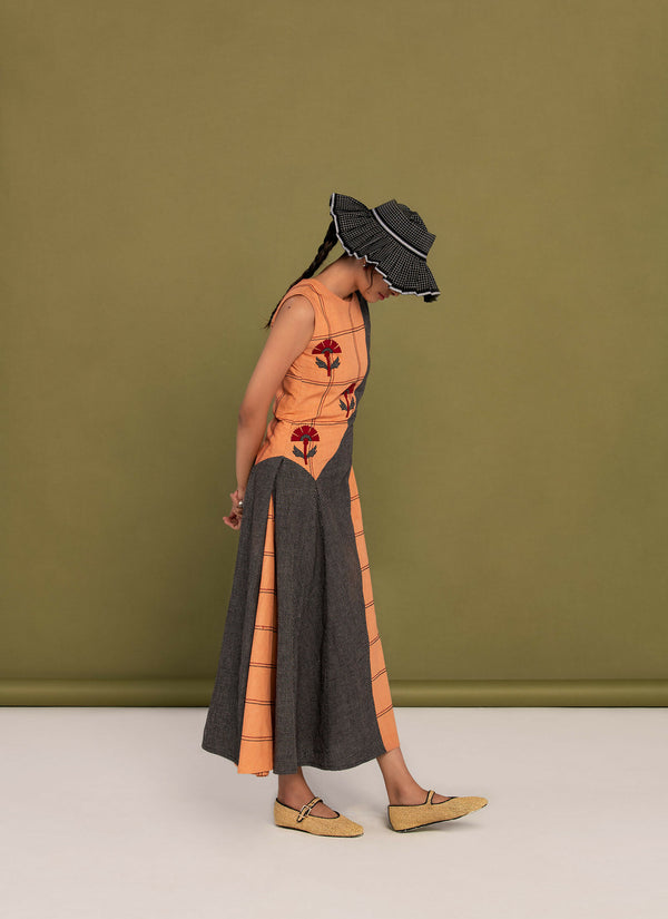 Roohi Dress