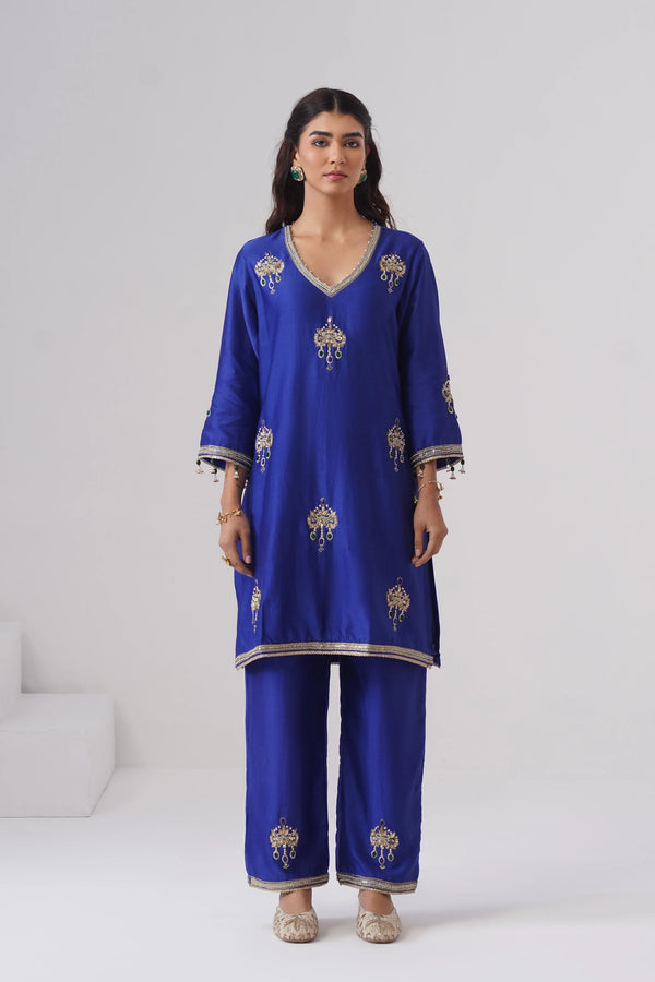 Nilambari Set