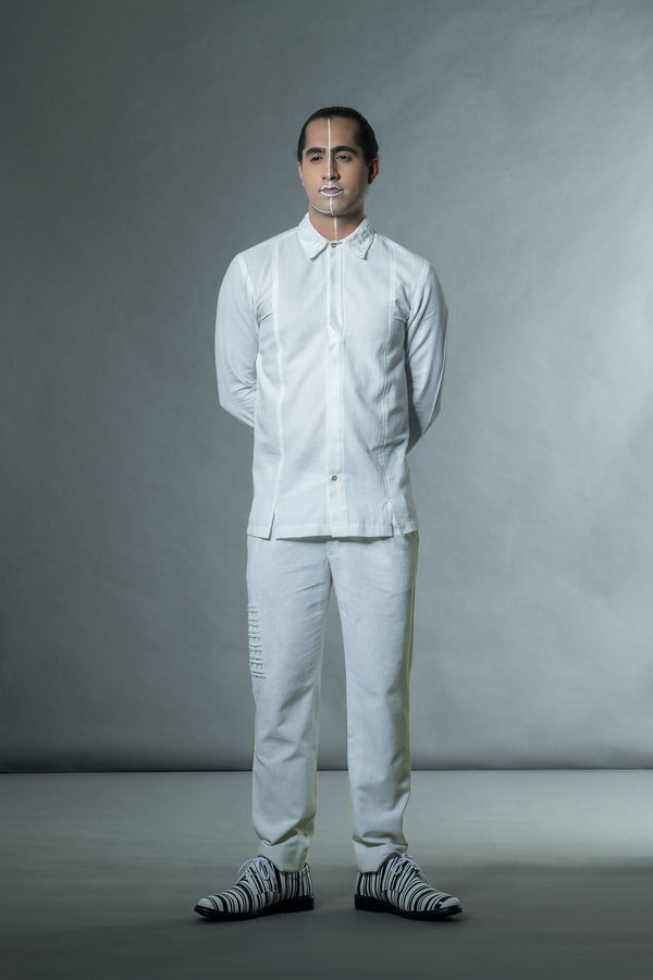 Shirt with Gathers in Collar