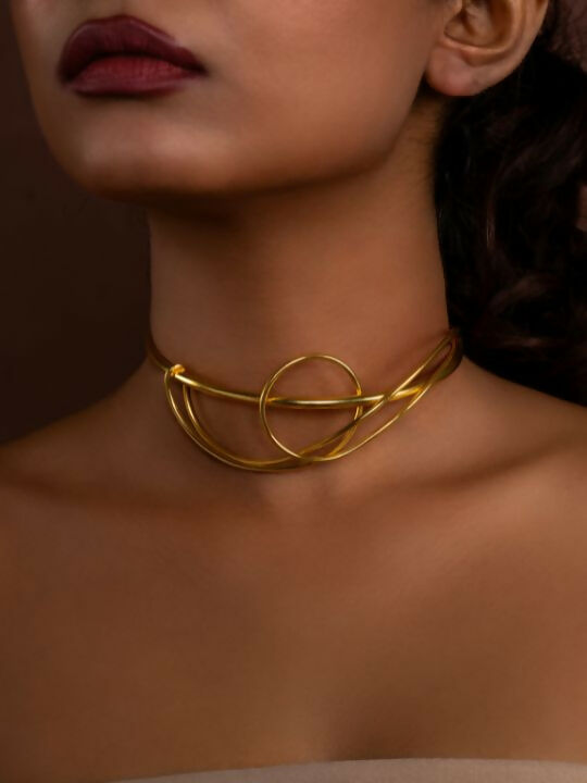 Twist and Tickle Choker