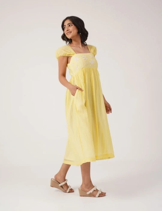 Fia Yellow