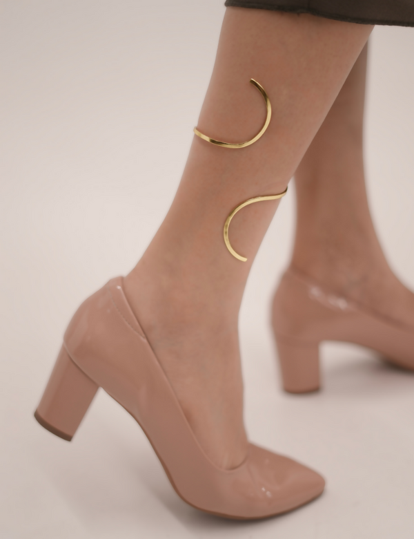 Caught Mid-Spin Anklet