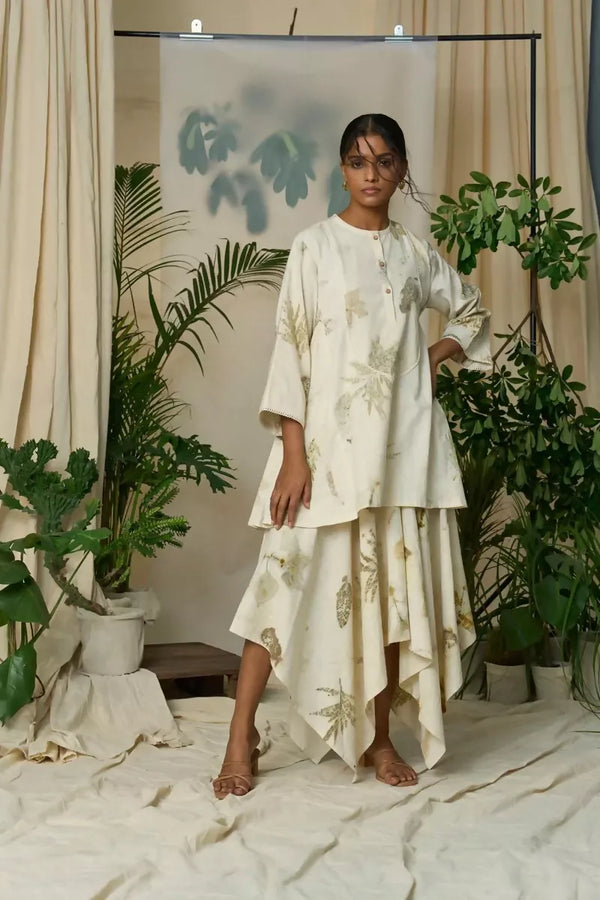 Live Leafy Skirt