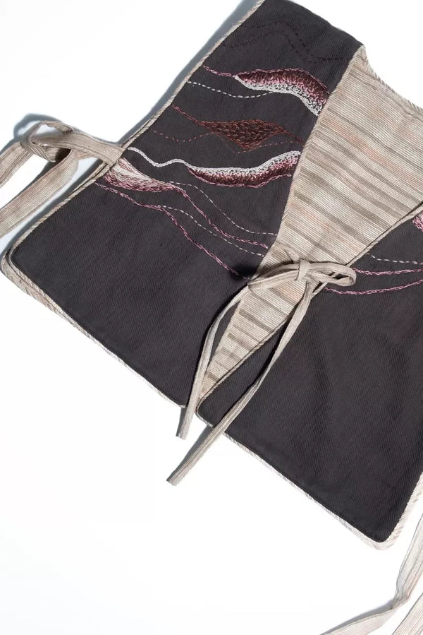 Reversible Bib- Walnut