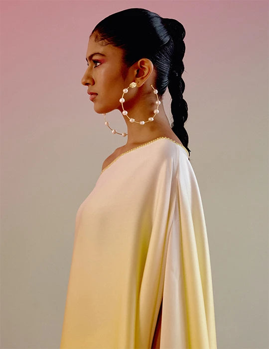 Pearl Moon Hoops