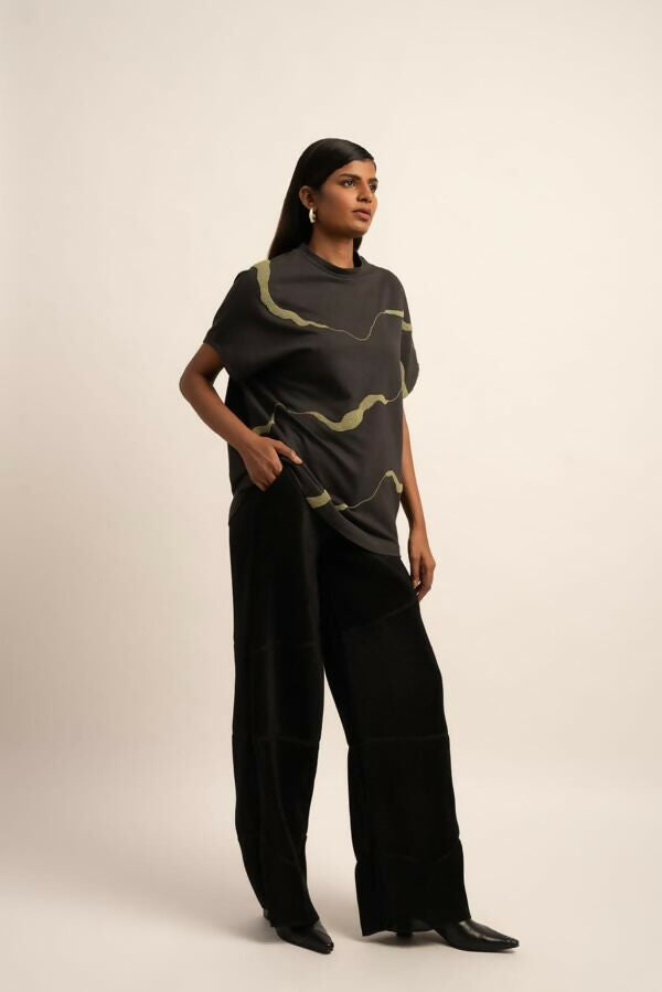 THE LUXE SPLENDOR BEADED TSHIRT