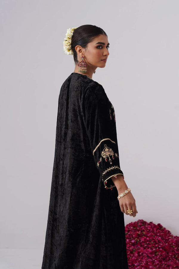 Nazli Set