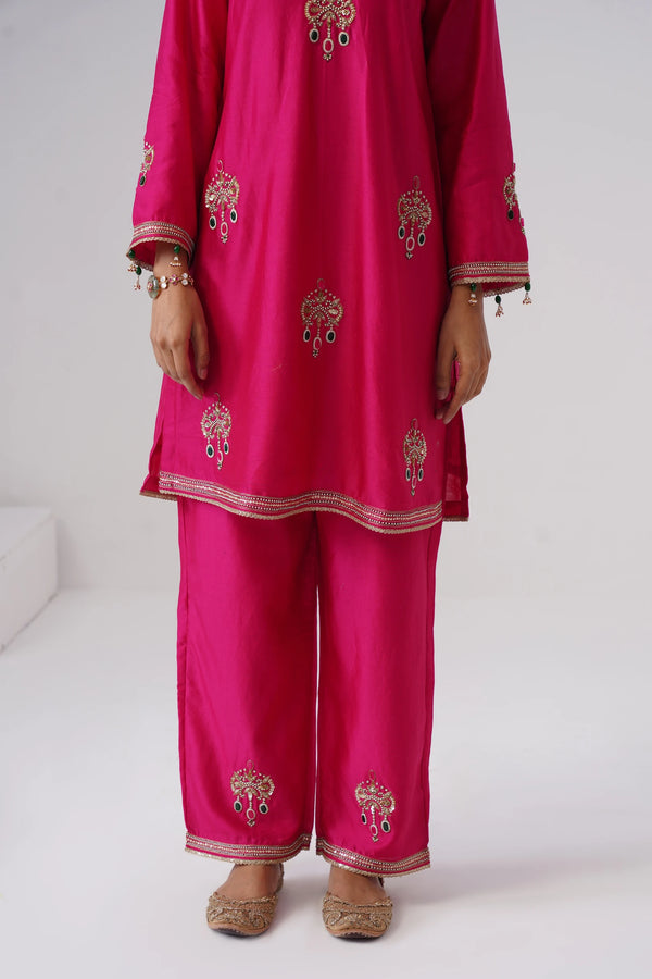 Inaara Set