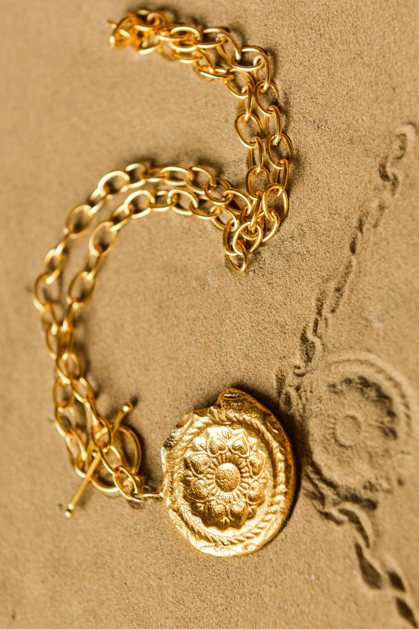Fossil Shackle 4