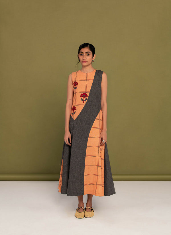 Roohi Dress