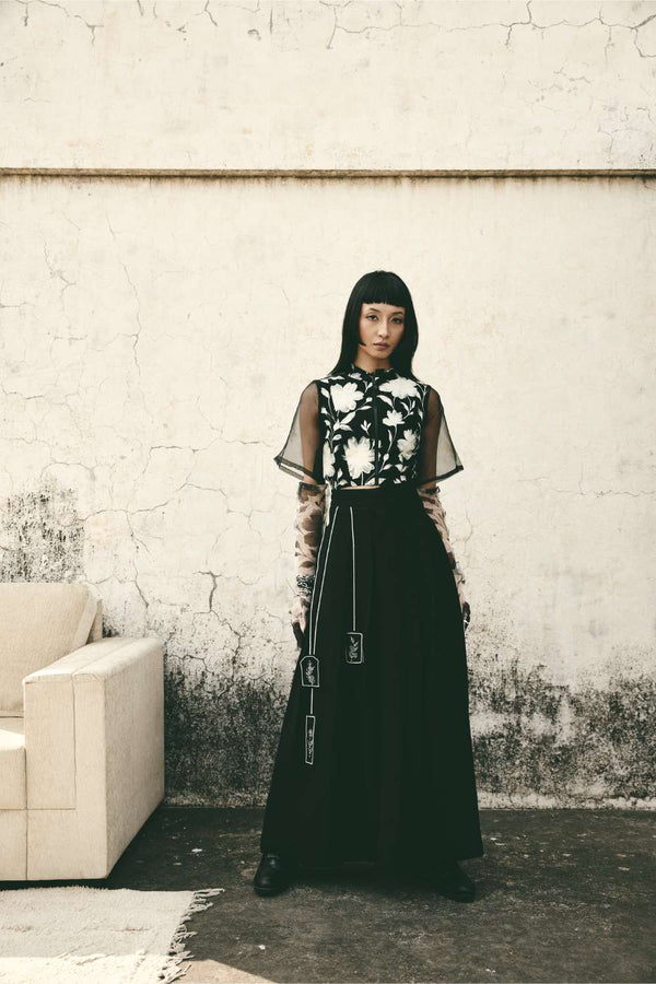 ATBW - AN Bloom Crop Top - Black