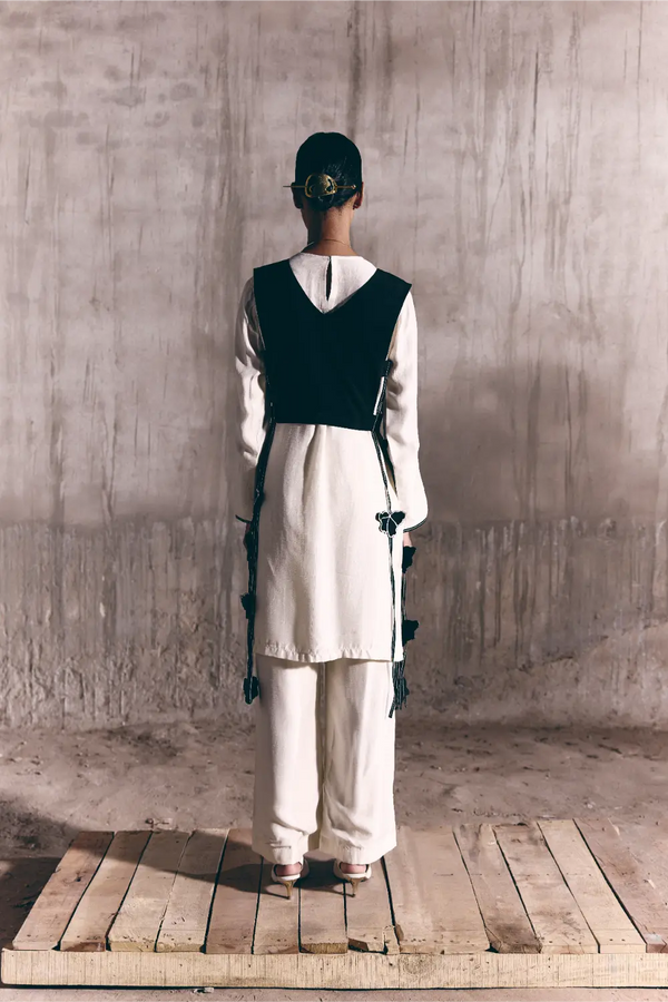 The Space Between - Column Kurta