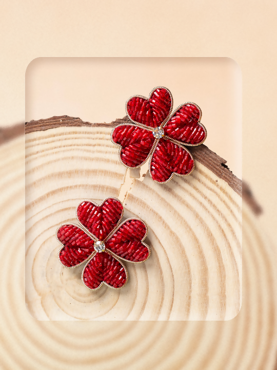 Macro Heart stud Earrings