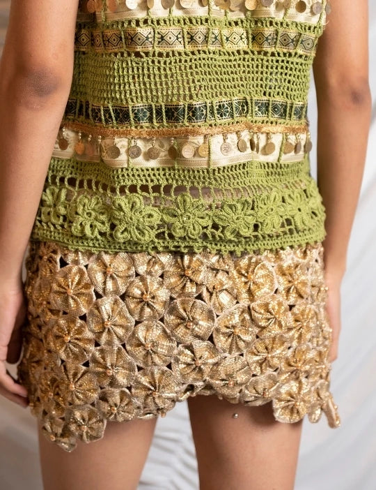 I'M A GOLD DIGGER- GOLDEN MICRO SHORTS