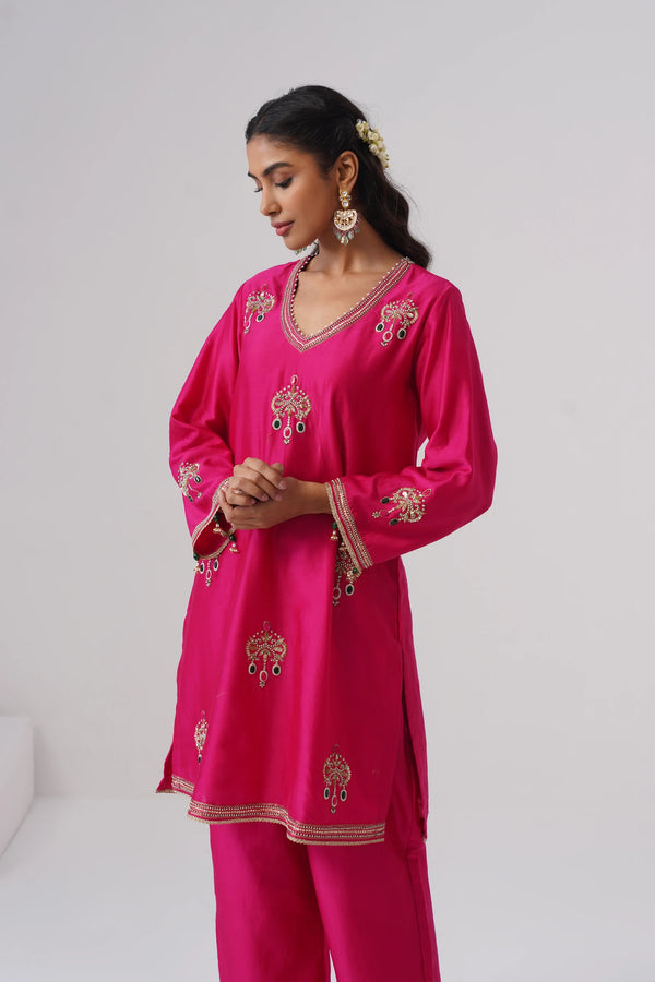 Inaara Set