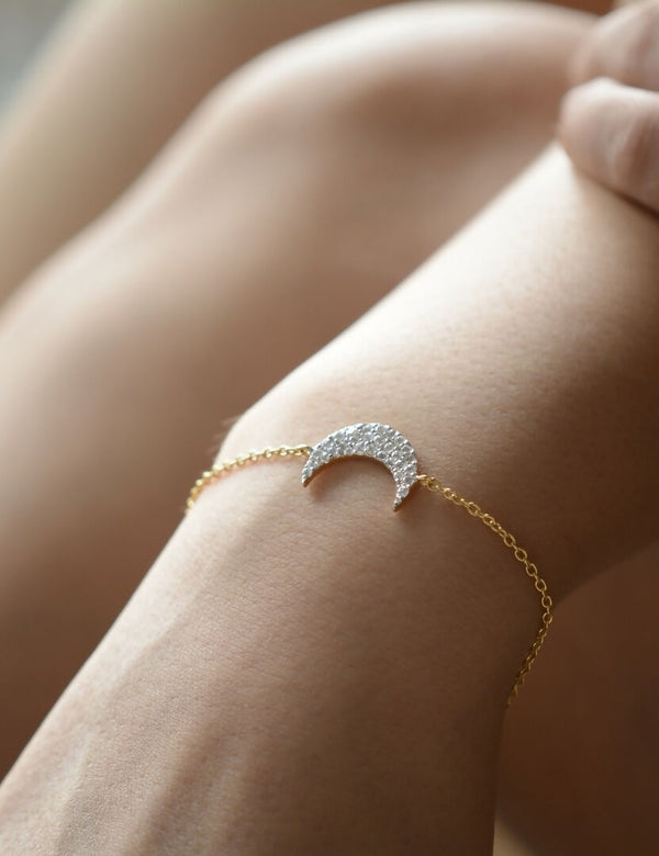 Mettā Lunar Bracelet