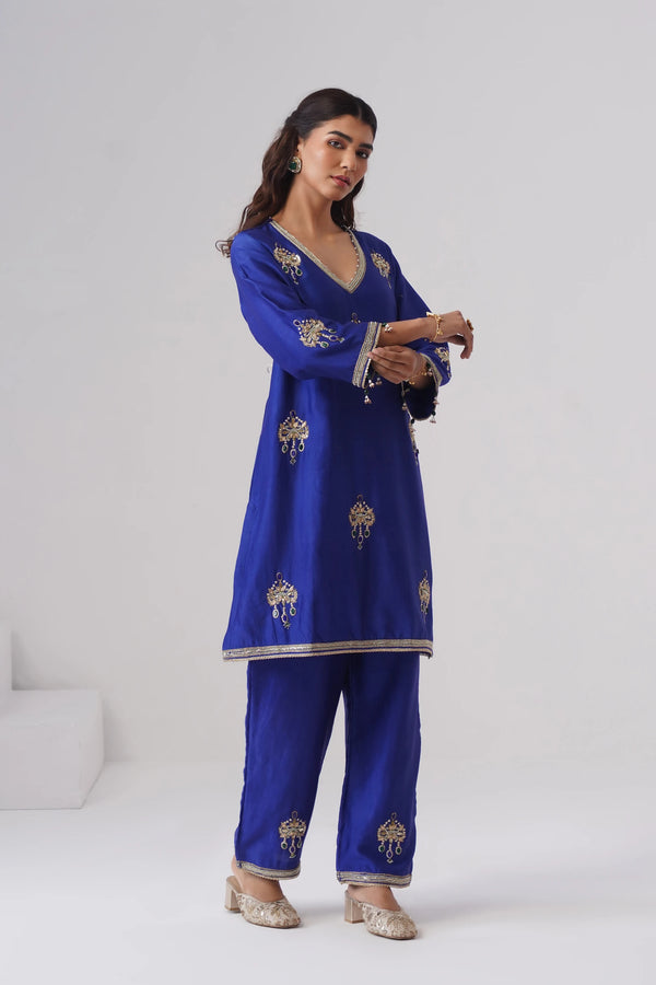 Nilambari Set