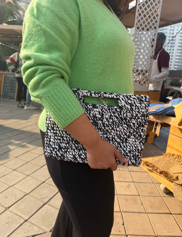 Antara Handwoven Raffia Bag