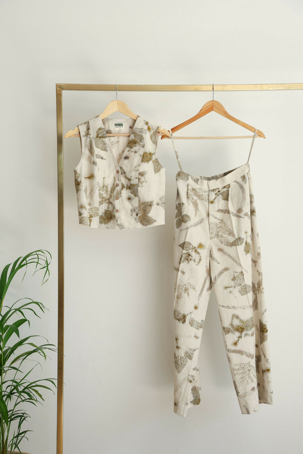 Live Leafy Vest