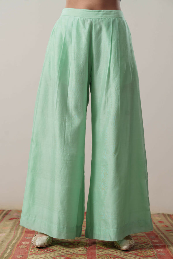 Meg Nilaya Set