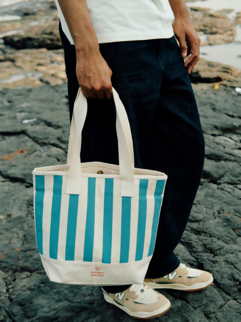 Summer Somewhere Tote Bag
