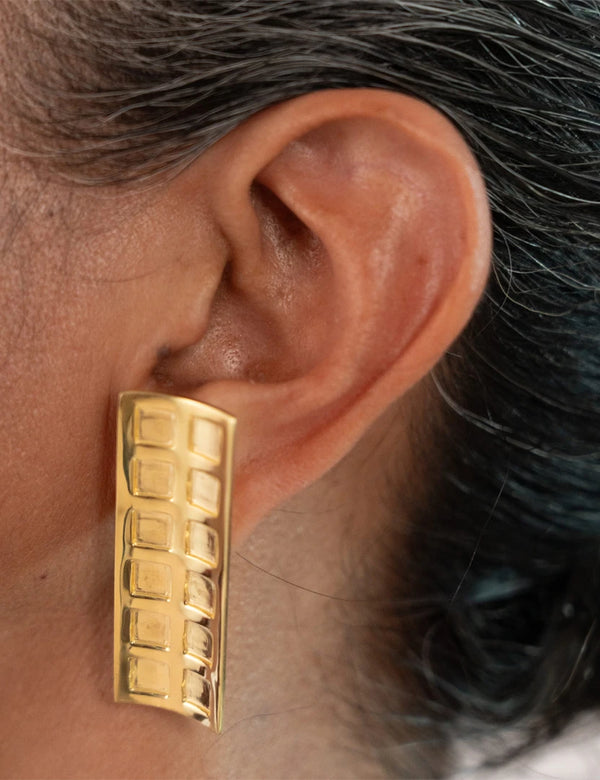 Kitthh Long Studs Gold