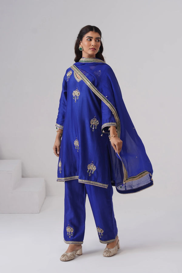 Nilambari Set