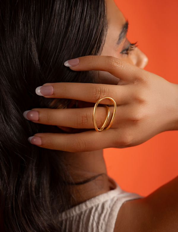 Fate's Curve Ring - Gold