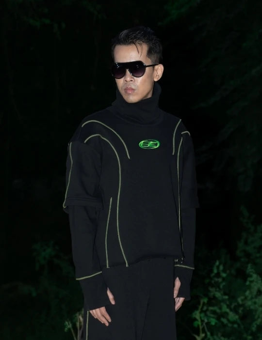 Black Wired Sweatshirt
