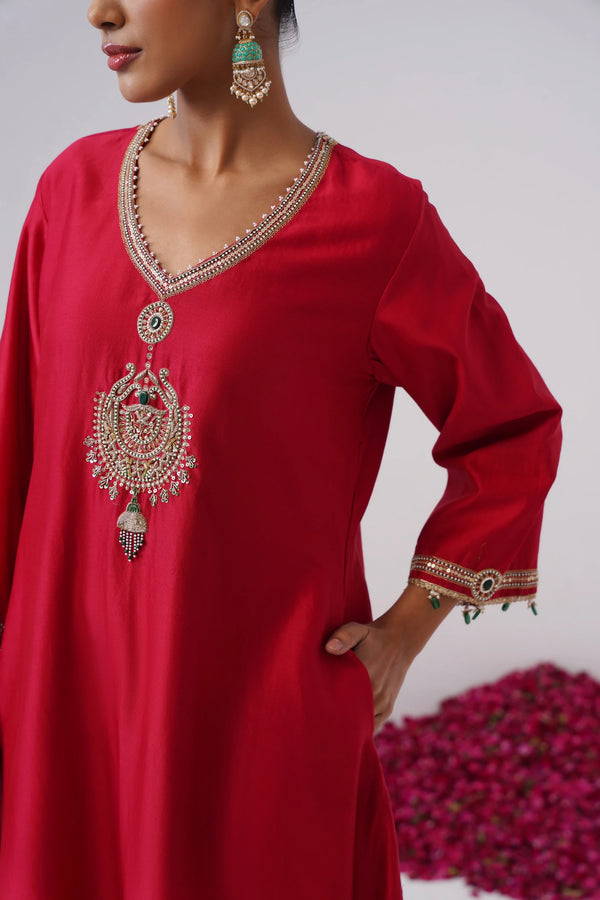 Surkh Set