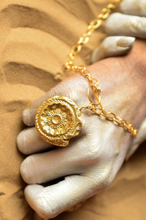 Fossil Shackle 4