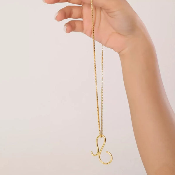Unscripted Pendant Necklace